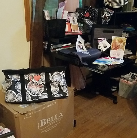 Bags - Picture 4 of 4